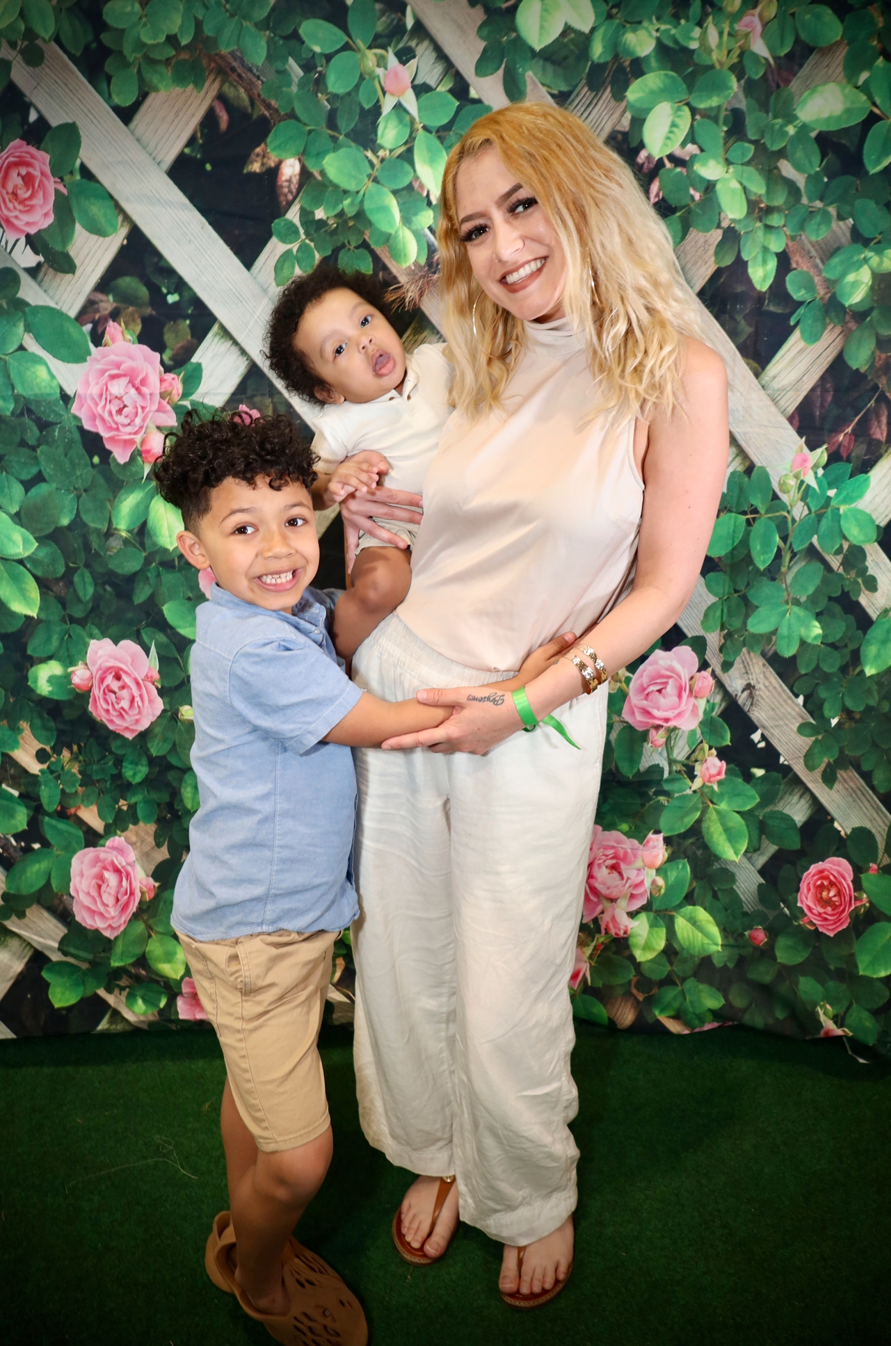 An artistic exploration of image and light in professional photography settings